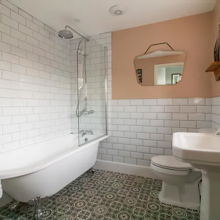 Walker's Cottage, Windermere