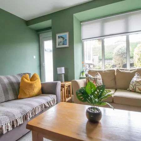 Ferienhaus Walker's Cottage, *