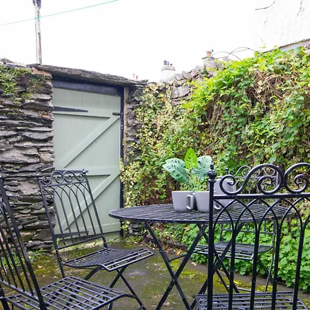 Holiday home Walker's Cottage,