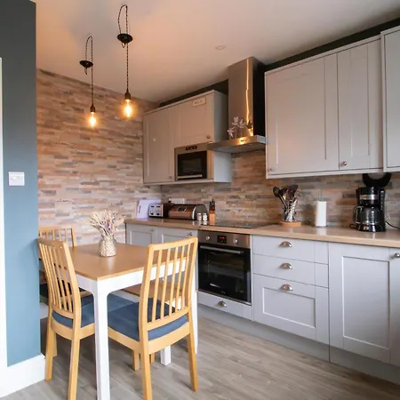 Walker's Cottage, Windermere